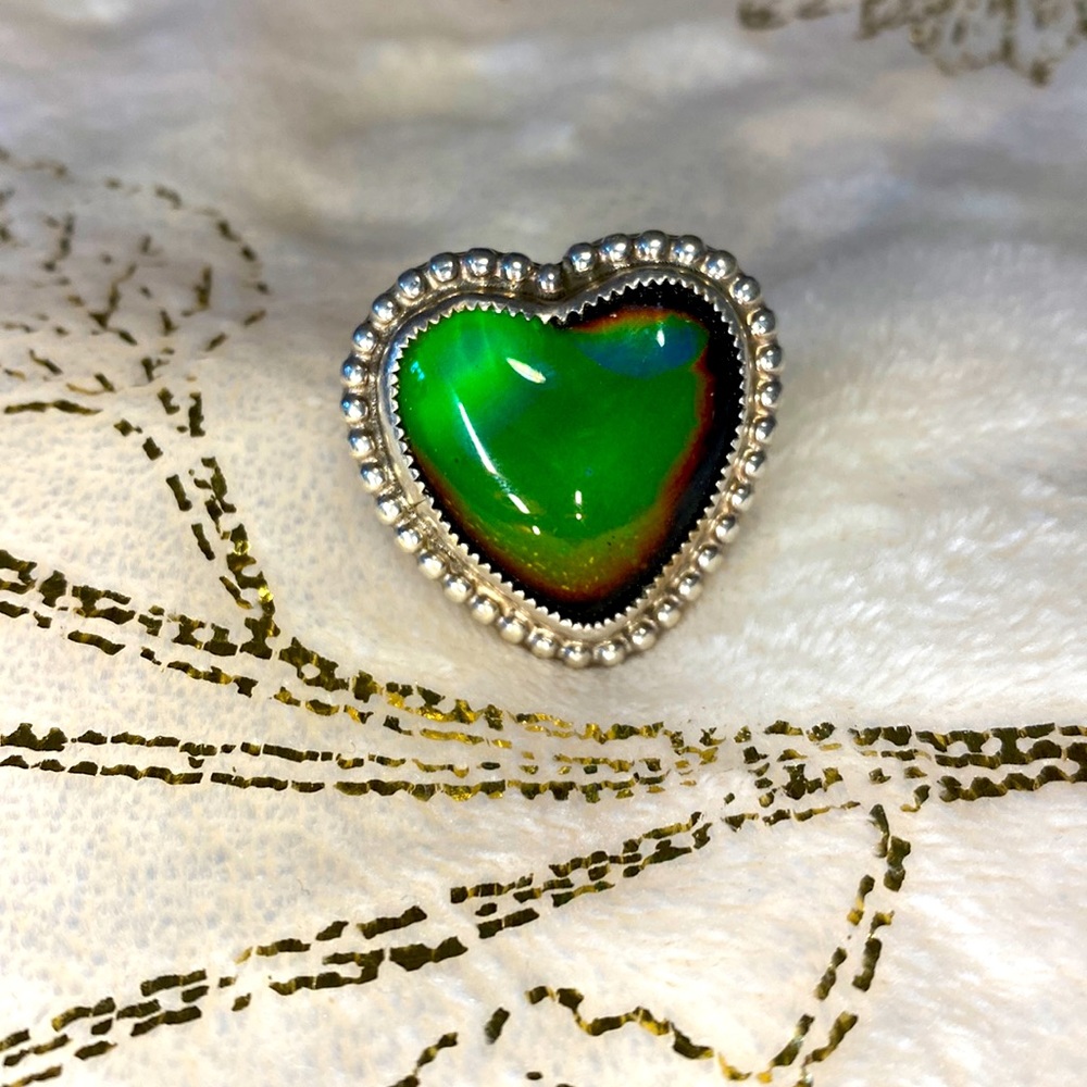 M&S heart mood ring